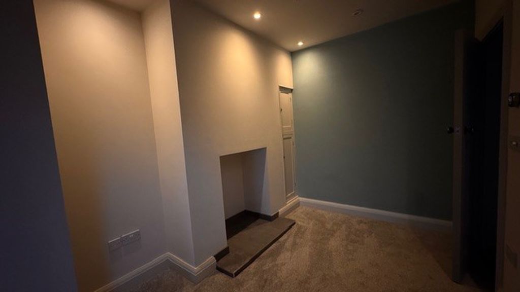 Course Lane Newburgh